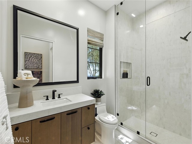 Image 16 of 52 For 533 Big Sur  