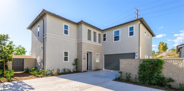 111 Fremont Lake Forest, California 111 Fremont