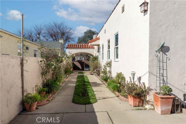 Image 29 of 35 For 3730 Walnut Avenue