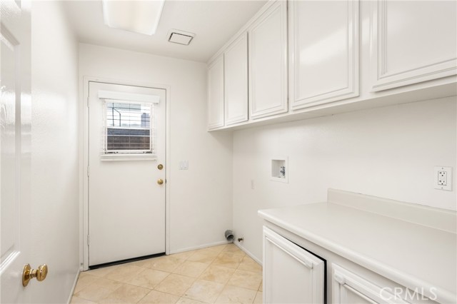 Detail Gallery Image 23 of 45 For 823 S Parkglen Pl, Anaheim Hills,  CA 92808 - 4 Beds | 3/1 Baths