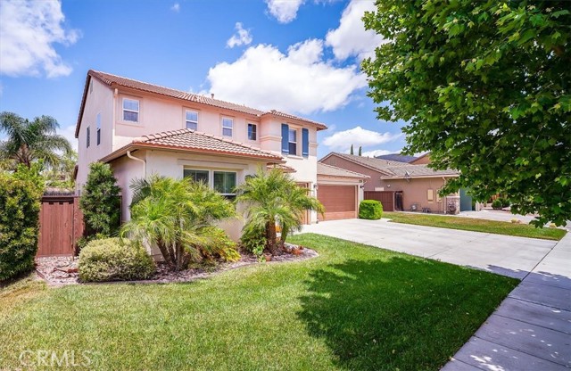 Detail Gallery Image 2 of 44 For 32804 Red Carriage Rd, Winchester,  CA 92596 - 5 Beds | 3 Baths