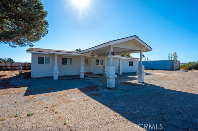 Detail Gallery Image 4 of 57 For 840 S Oak Glen Ave, Nipomo,  CA 93444 - 3 Beds | 2 Baths