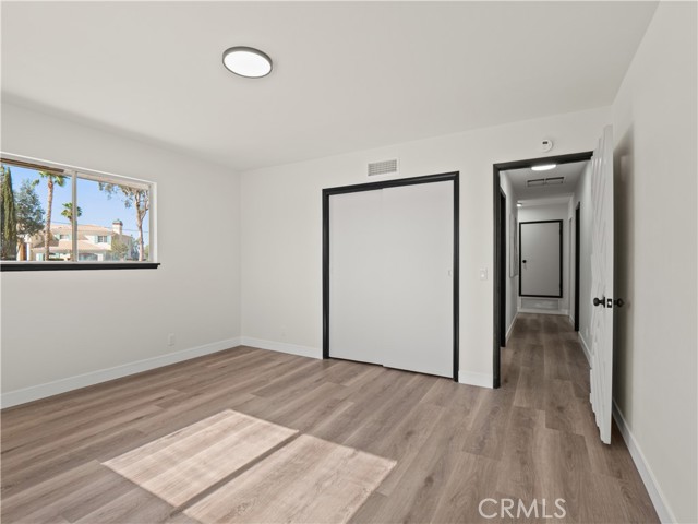 2350 W Avenue N12, Palmdale CA: https://media.crmls.org/medias/7078733c-f6a9-4345-b887-73d0649437d6.jpg