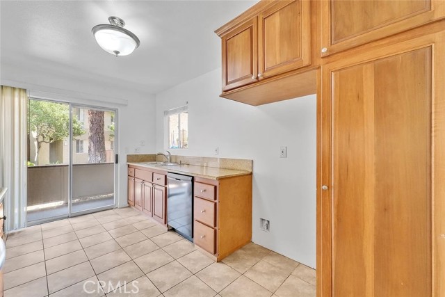 5320 Silver Canyon Rd, Yorba Linda CA: https://media.crmls.org/medias/70793055-92fa-4276-a864-4814eb5d6f94.jpg