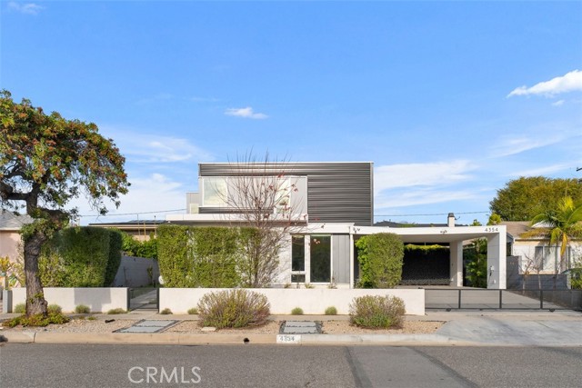 Detail Gallery Image 4 of 51 For 4354 Keystone Ave, Culver City,  CA 90232 - 5 Beds | 4/1 Baths