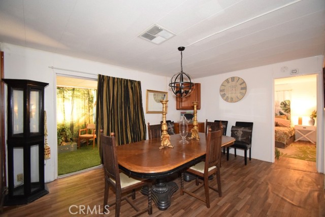 Detail Gallery Image 11 of 24 For 7425 Church St #10,  Yucca Valley,  CA 92284 - 2 Beds | 2 Baths