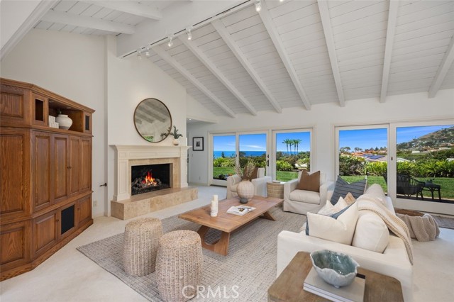 Detail Gallery Image 15 of 45 For 32591 Mediterranean Dr, Dana Point,  CA 92629 - 4 Beds | 3 Baths