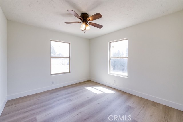 Detail Gallery Image 16 of 20 For 2461 S Poppy Ave, Fresno,  CA 93706 - 2 Beds | 1 Baths