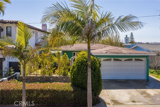 1346 Gates Avenue, Manhattan Beach, California 90266, 3 Bedrooms Bedrooms, ,1 BathroomBathrooms,Residential,Sold,Gates,SB23037750