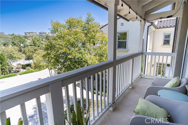 124 Brambles, Irvine CA: https://media.crmls.org/medias/707cc944-a8ac-48b9-8cbc-bdc40b985ae6.jpg