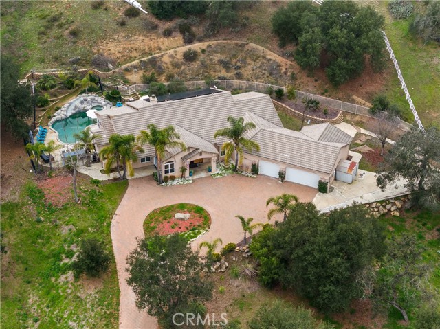 26677 Avenida Del Oro, Temecula CA: https://media.crmls.org/medias/707df5ca-855f-4ff4-874c-2f7e212bb6e3.jpg