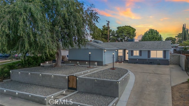 2905 Arnold Street, Bakersfield CA: https://media.crmls.org/medias/707eee3b-21ec-4aea-b894-5eef688be496.jpg