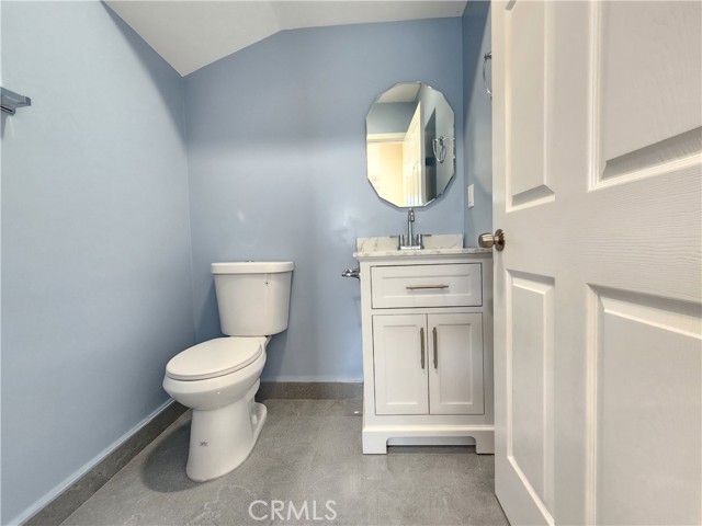 Detail Gallery Image 10 of 23 For 16432 Halsted St., North Hills,  CA 91343 - 3 Beds | 2/1 Baths