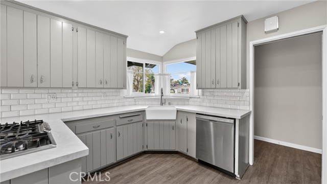 Detail Gallery Image 17 of 43 For 1575 W Edithia, Anaheim,  CA 92802 - 3 Beds | 2 Baths