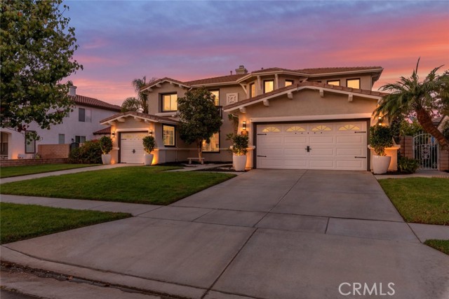 Detail Gallery Image 2 of 67 For 457 Grapevine Dr, Corona,  CA 92882 - 4 Beds | 3/1 Baths