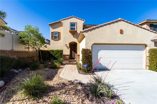 13139 Upland Court, Hesperia CA: https://media.crmls.org/medias/708090ed-3856-41cc-b9b7-5a493dfd15c4.jpg