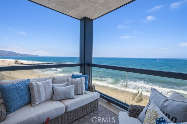 575 Esplanade Unit: 207