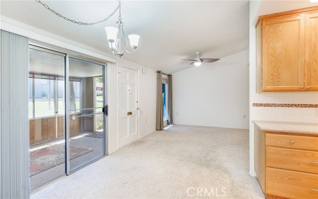 Detail Gallery Image 21 of 45 For 19202 Avenue of the Oaks a,  Newhall,  CA 91321 - 2 Beds | 2 Baths