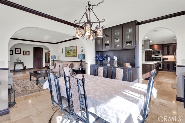 Detail Gallery Image 10 of 75 For 19978 Eyota, Apple Valley,  CA 92308 - 4 Beds | 3 Baths