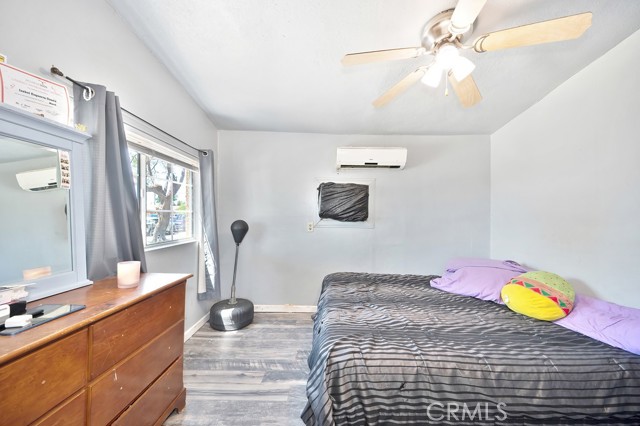1107 B Street, Brawley CA: https://media.crmls.org/medias/7081a3de-22e8-44a4-8b69-cfbbfd8ba88d.jpg
