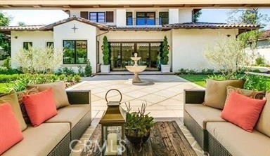 416 N Old Ranch Road, Arcadia CA: https://media.crmls.org/medias/70825be5-34ad-4fef-8a6f-acab741ad26c.jpg