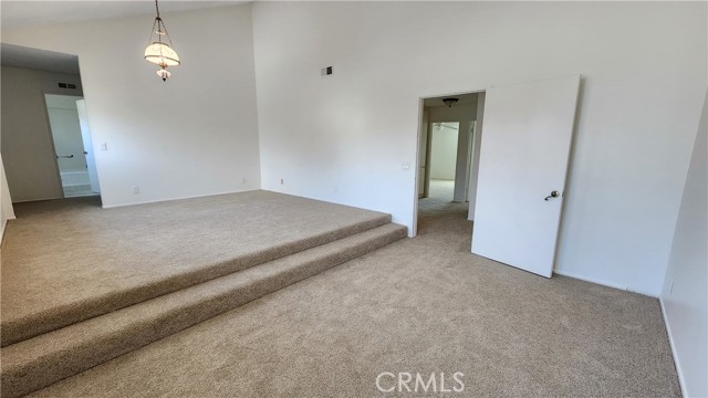 Detail Gallery Image 13 of 22 For 23 Blazing Star, Irvine,  CA 92604 - 4 Beds | 3 Baths