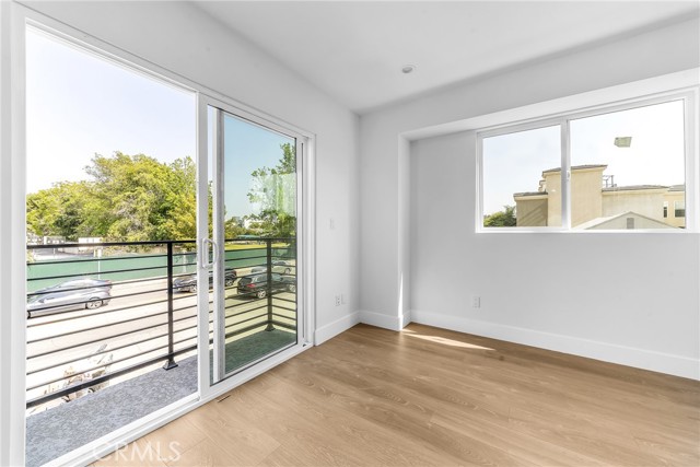 Detail Gallery Image 16 of 67 For 4453 Colfax Ave, Studio City,  CA 91602 - – Beds | – Baths