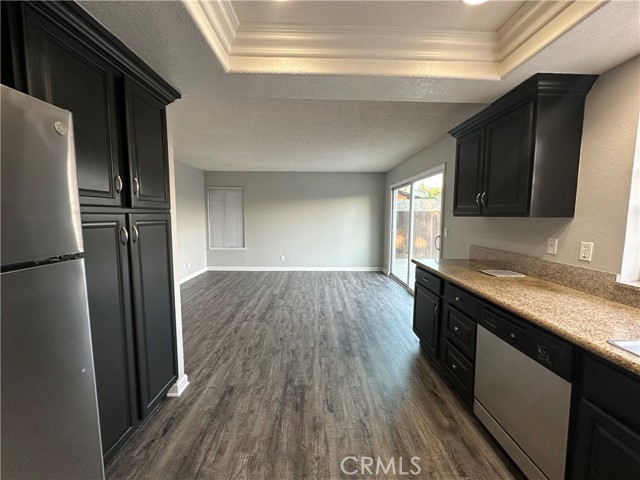 Detail Gallery Image 4 of 29 For 23555 Judge Ward Ct, Moreno Valley,  CA 92557 - 4 Beds | 3 Baths