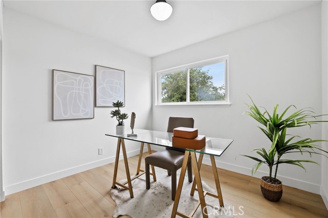23941 Jarrow Lane, Lake Forest CA: https://media.crmls.org/medias/70837b84-d4dc-471a-b9e4-3588b9a428e7.jpg