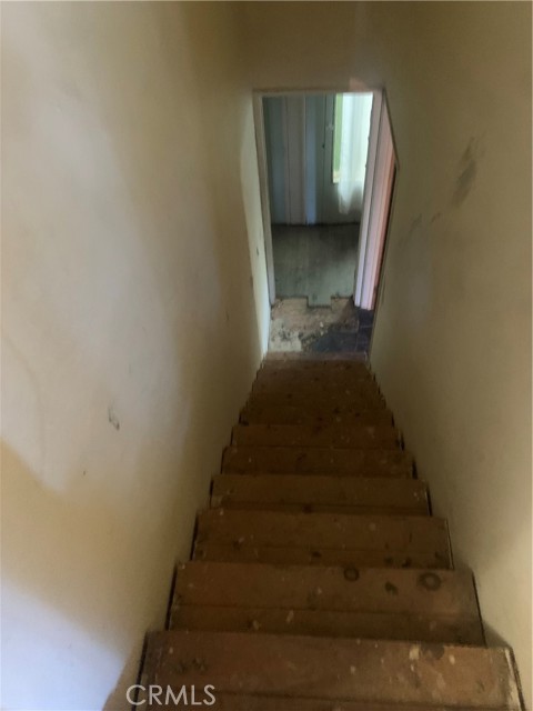 Detail Gallery Image 3 of 3 For 608 Arrowhead Villa Rd, Lake Arrowhead,  CA 92352 - 2 Beds | 3 Baths