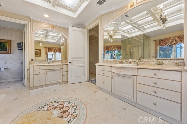 Detail Gallery Image 31 of 69 For 2280 S Oak Knoll Ave, San Marino,  CA 91108 - 5 Beds | 7 Baths