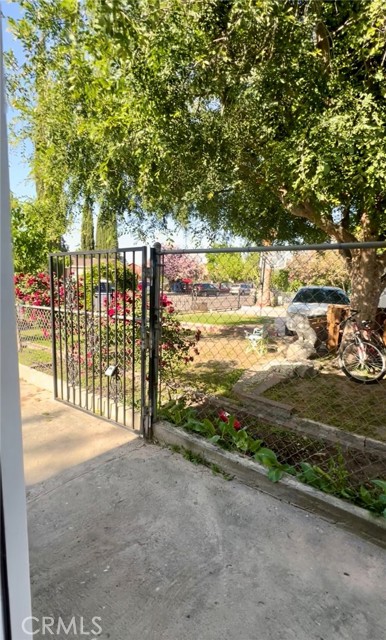 Image 4 of 62 For 601 Bent Ranch Avenue