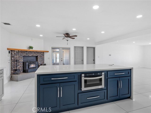 Detail Gallery Image 21 of 60 For 10660 Ranchero, Oak Hills,  CA 92344 - 4 Beds | 3 Baths
