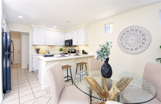 44666 Arbor Lane, Temecula CA: https://media.crmls.org/medias/7085a12e-a836-4334-a81e-28bb433045f7.jpg