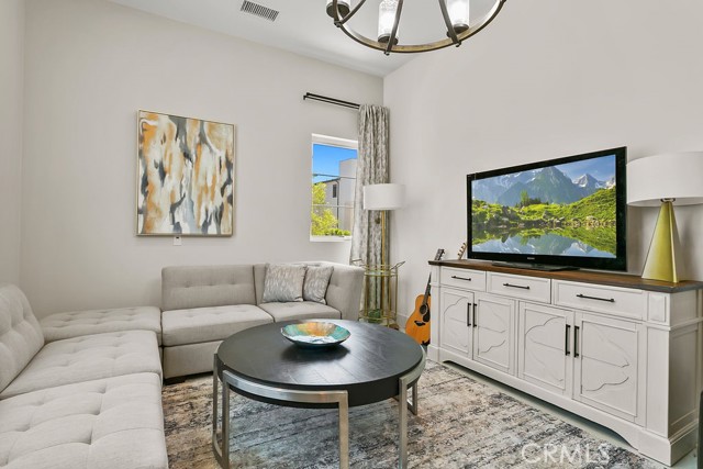 20042 W Mersey Lane, Porter Ranch CA: https://media.crmls.org/medias/7085e43a-24bf-494c-81ef-05ae07009546.jpg