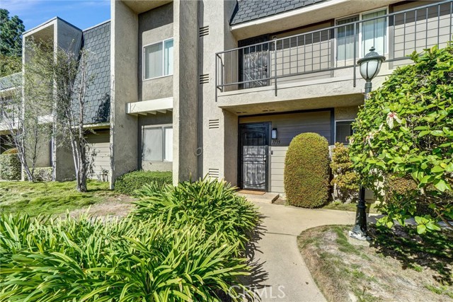 Detail Gallery Image 7 of 41 For 1135 Rosecrans 30a,  Fullerton,  CA 92833 - 2 Beds | 2 Baths