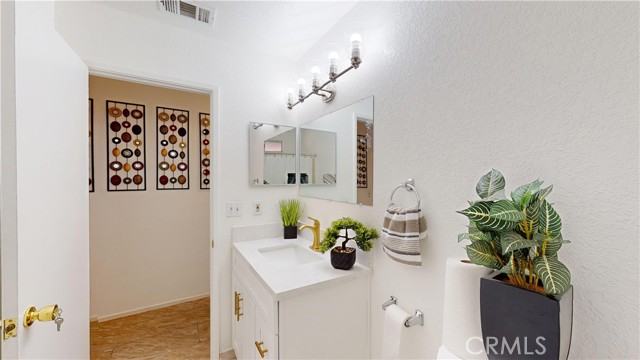 Detail Gallery Image 15 of 66 For 66170 5 St, Desert Hot Springs,  CA 92240 - 3 Beds | 2 Baths