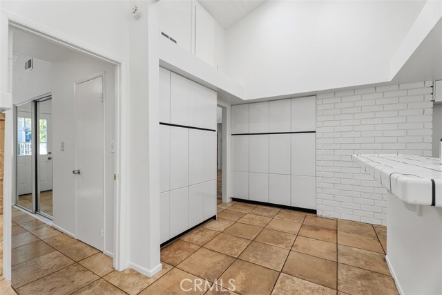 Detail Gallery Image 19 of 52 For 26581 Saddleback Dr, Mission Viejo,  CA 92691 - 5 Beds | 3/1 Baths