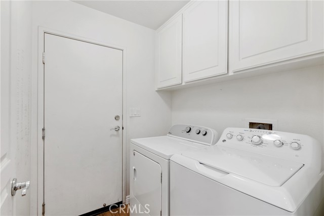 27446 Acacia Drive, Valencia CA: https://media.crmls.org/medias/7086e7c4-507f-4bed-ad48-db23c8f92699.jpg
