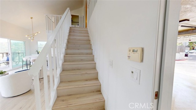496 Crane Boulevard, Los Angeles CA: https://media.crmls.org/medias/70880255-7d93-4a3b-b6cb-2ef658295491.jpg