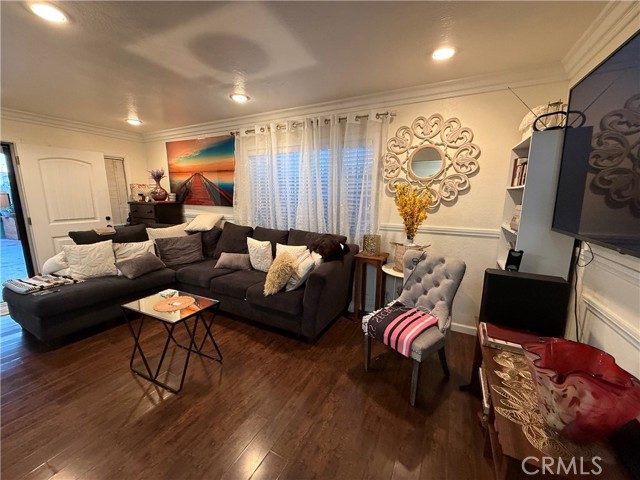 Detail Gallery Image 5 of 19 For 10313 Gorman Ave, Los Angeles,  CA 90002 - 3 Beds | 1 Baths