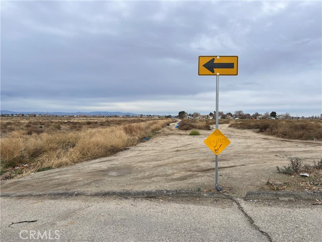 2500 E Ave J-8, Lancaster, California 93535, ,Land,For Sale,2500 E Ave J-8,CRAR23229124