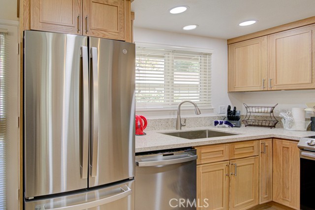 122 Via Estrada, Laguna Woods CA: https://media.crmls.org/medias/7089f459-34f8-49b6-aff3-08ae3e3b43f6.jpg