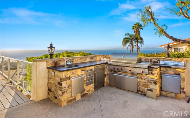 1609 Via Barcelona, Palos Verdes Estates, California 90274, 5 Bedrooms Bedrooms, ,5 BathroomsBathrooms,Residential,Sold,Via Barcelona,PV21268377