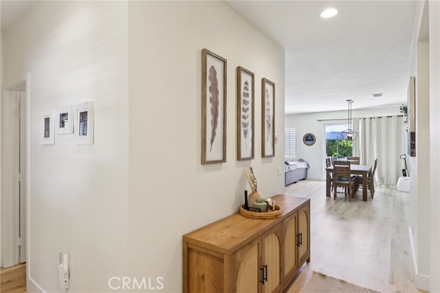 Detail Gallery Image 5 of 37 For 7136 Stockton Dr, Corona,  CA 92880 - 3 Beds | 2 Baths
