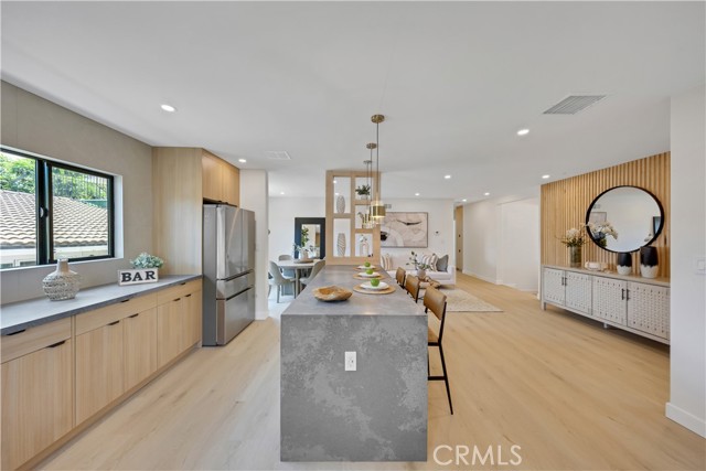 4618 Sharynne Lane, Torrance CA: https://media.crmls.org/medias/708aa6c8-1d8d-4446-9e1e-4fe1a079dd8e.jpg