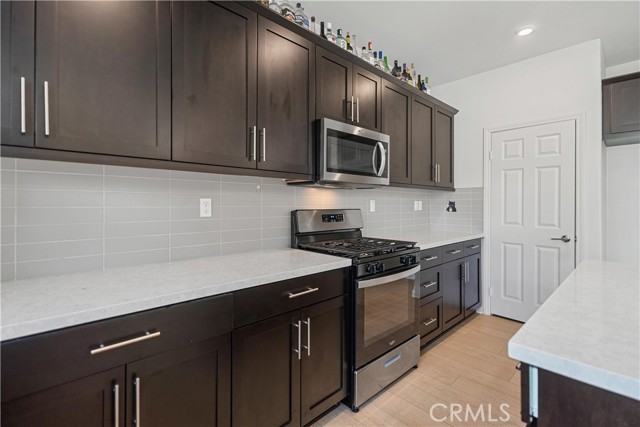 Detail Gallery Image 9 of 35 For 2125 Rio Grande, Pomona,  CA 91766 - 3 Beds | 2/1 Baths