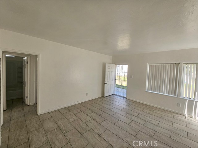 545 N 2nd, Banning CA: https://media.crmls.org/medias/708b5f53-0bef-45ba-acc0-dc9cec79756a.jpg