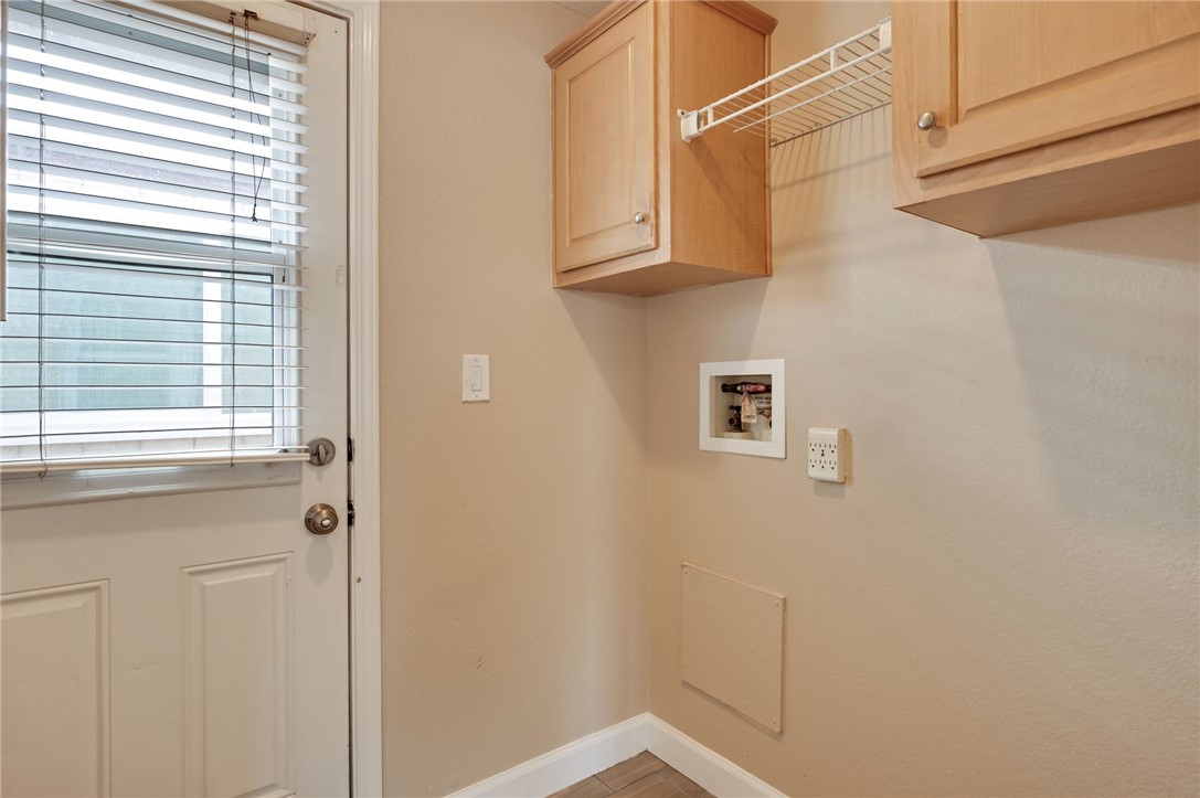 Detail Gallery Image 15 of 25 For 17820 Lakewood Bld #28,  Bellflower,  CA 90706 - 2 Beds | 2 Baths