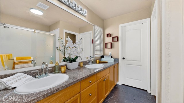 Detail Gallery Image 32 of 47 For 2368 Hearthsong Ct, Riverbank,  CA 95367 - 3 Beds | 2 Baths